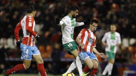 San Emeterio (17) y Enric Gallego (19) en el reciente Lugo-Extremadura