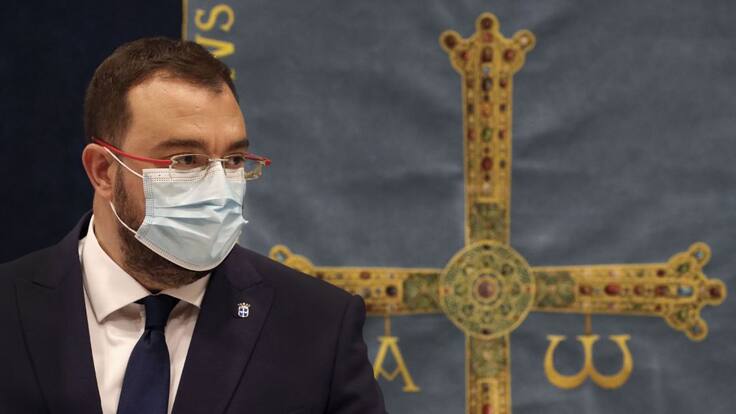 Adrián Barbón no descarta la petición de "estado de alarma" en Asturias si la situación no se controla