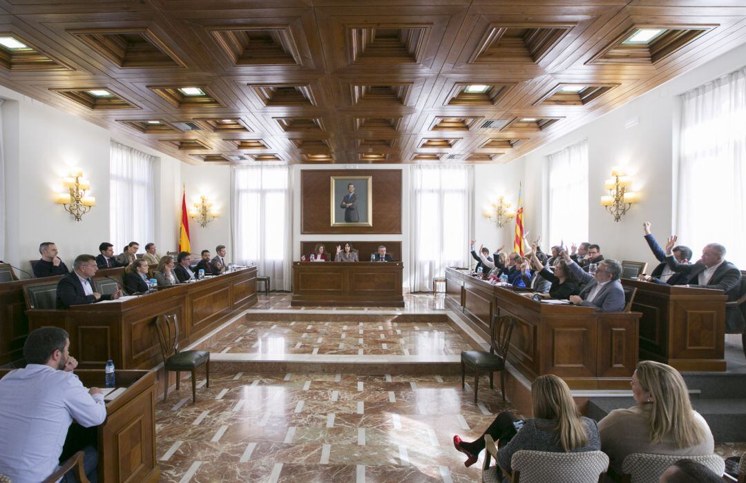 Pleno de aprobación de los presupuestos de gandia para 2020