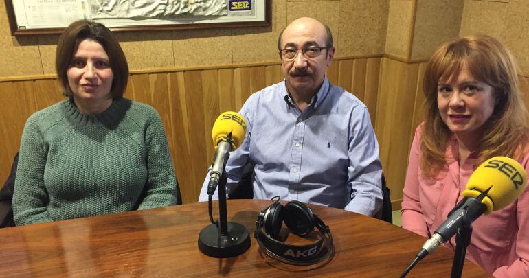 Ana Cano, Paco Lacasa y Susana de la Torre en el estudio de SER Cuenca.