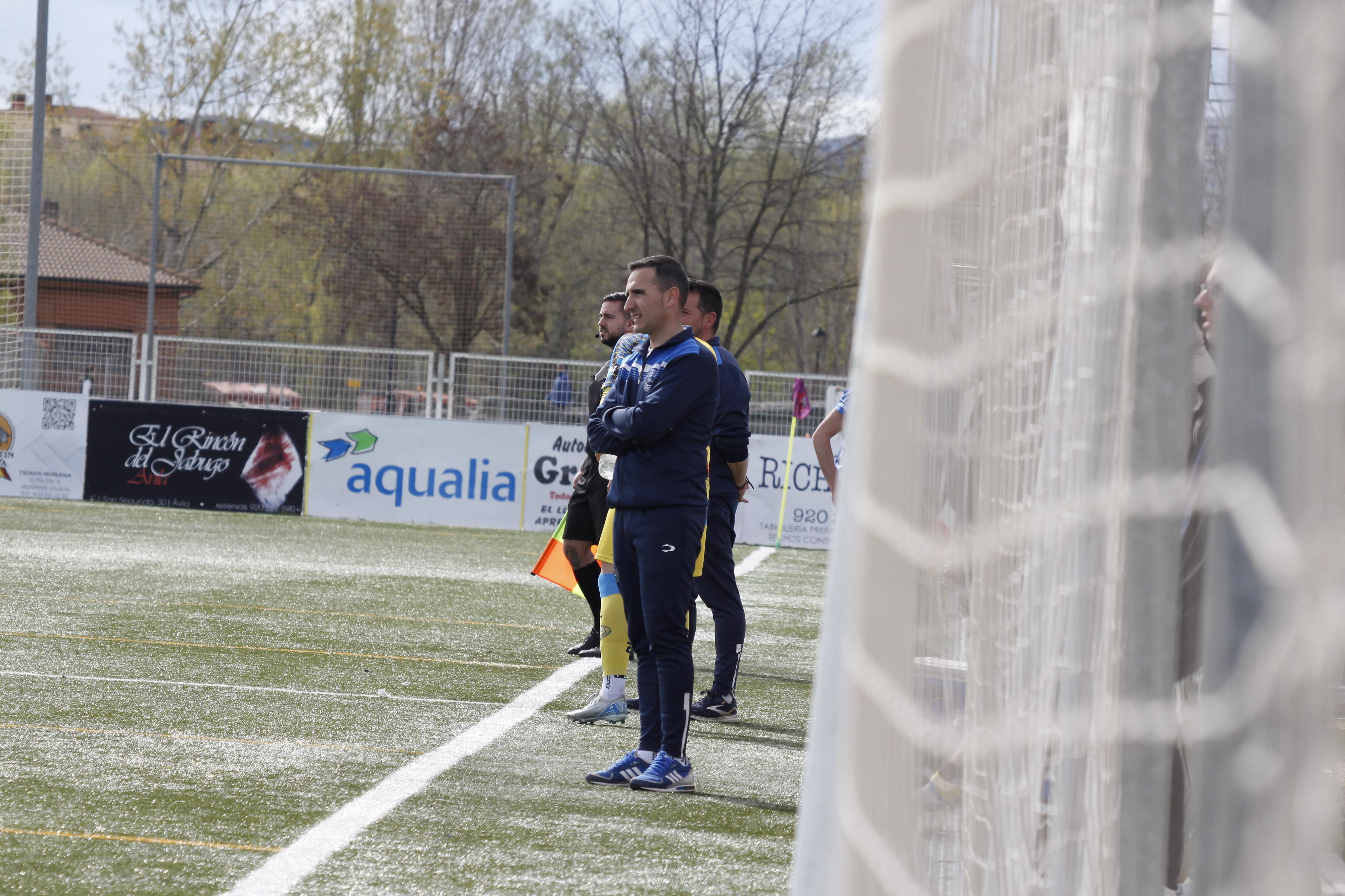 Iván Lastras dirigiendo al 'Dioce' en un encuentro de liga