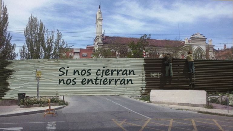 Foto que acompaña la recogida de firmas contra los cierres de los pasos a nivel de Palencia y Valladolid.