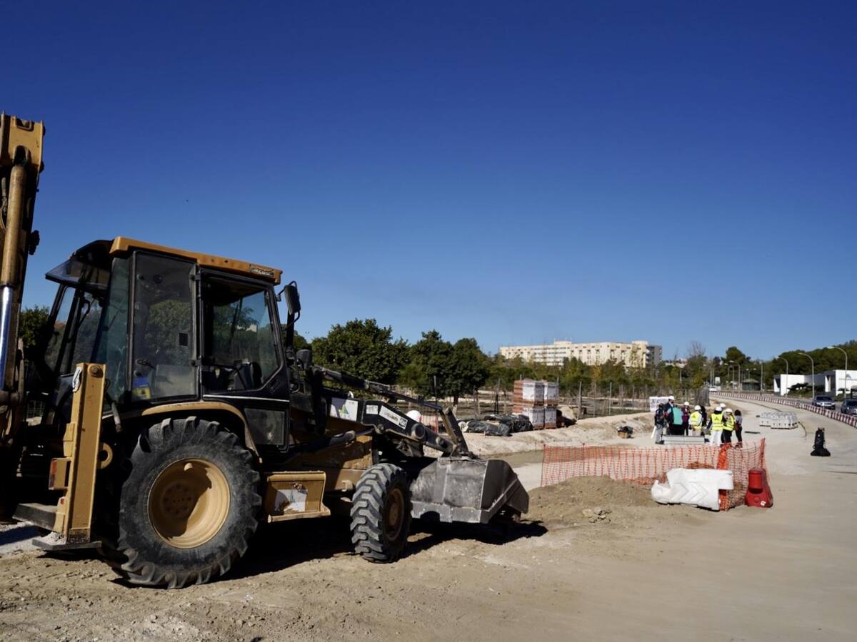 Avanza la mejora en los accesos al hospital Clínico de Málaga por Jiménez Fraud