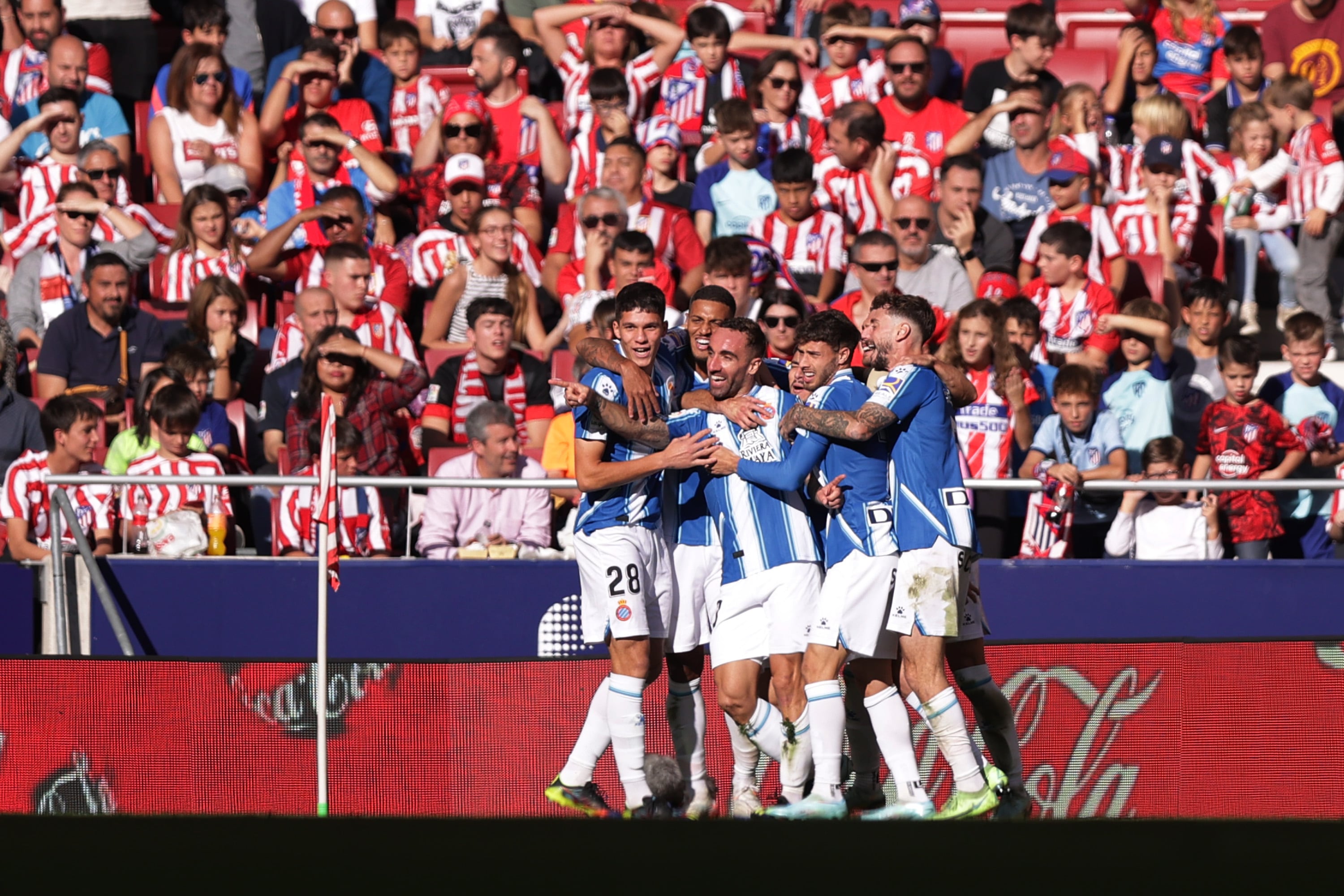 El Espanyol celebrando el 0-1 de Darder