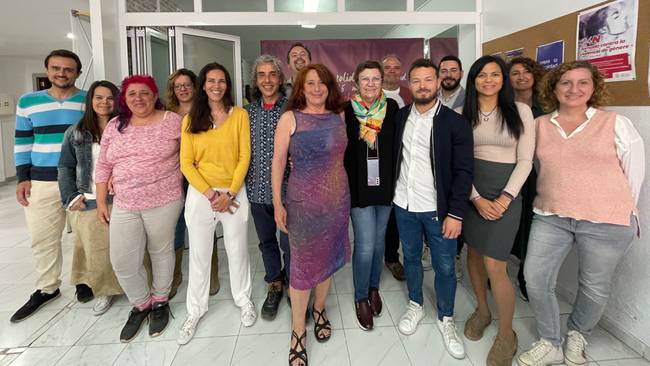 Viviana de Sans, en el centro con los candidatos de Podemos