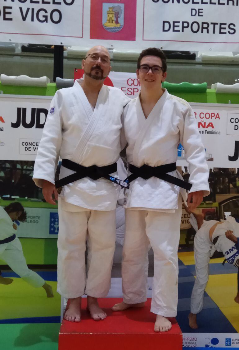 Padre e Hijo, juntos en las artes marciales. En Madrid, Luis Córdoba,padre, partcipará en el campeonato de España de Judo, Rubén Córdoba, hijo, en el campoenato de Espña de Jiu Jitsu