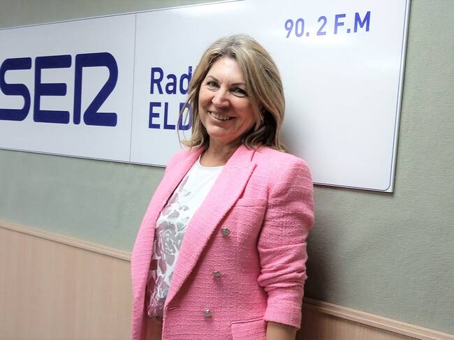 Fuensi Fuertes, directora de los centros Institut Line, en Radio Elda SER