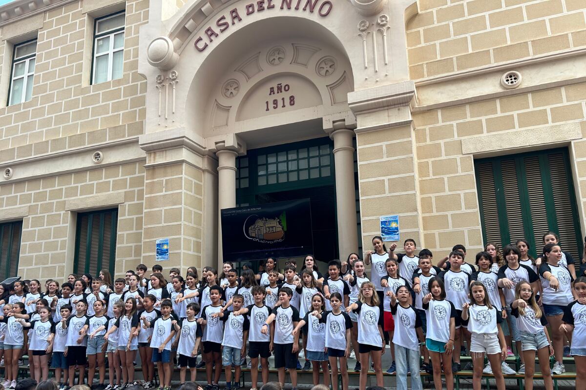 El Colegio Hermanos San Isidoro y Santa Florentina y la Comisión Casa del Niño acercan el certamen del Ayuntamiento a escolares