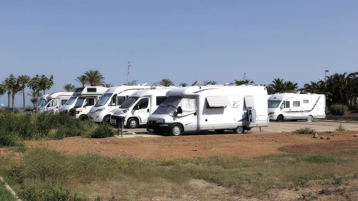 El Ayuntamiento regulará el estacionamiento de las autocaravanas