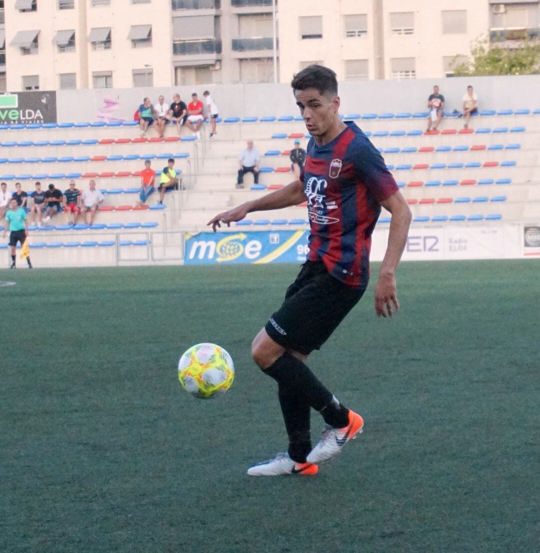 El Eldense quiere sumar su tercera victoria consecutiva ante el Acero