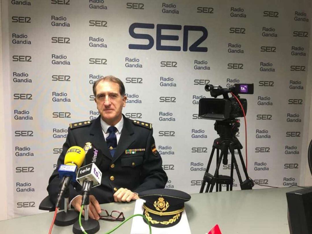 Comisario Jefe de la Comisaría de la Policía Nacional en Gandia, Carlos Julio San Román