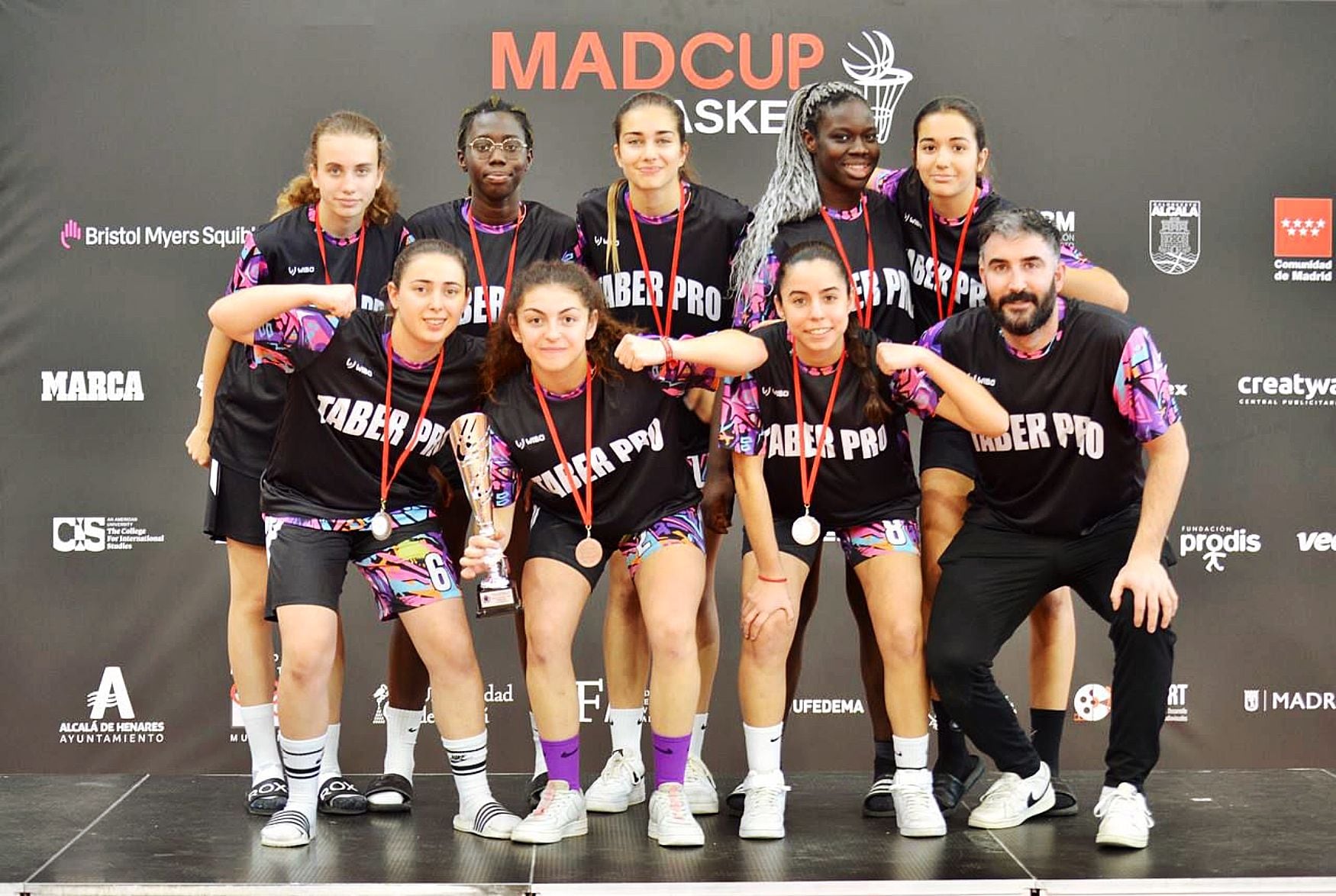 Las subcampeonas de la MADCUP U16