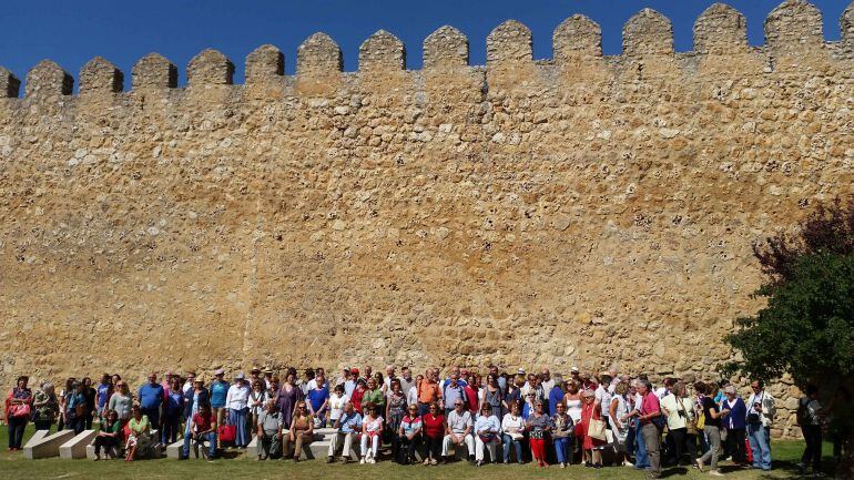 foto de grupo de los participantes del Seminario sobre Historia del Monacato que se ha celebrado en Aguilar de Campoo (Palencia).