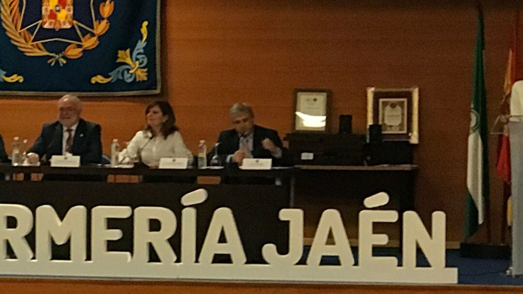 El Colegio de Enfermería denunciará la situación del personal.