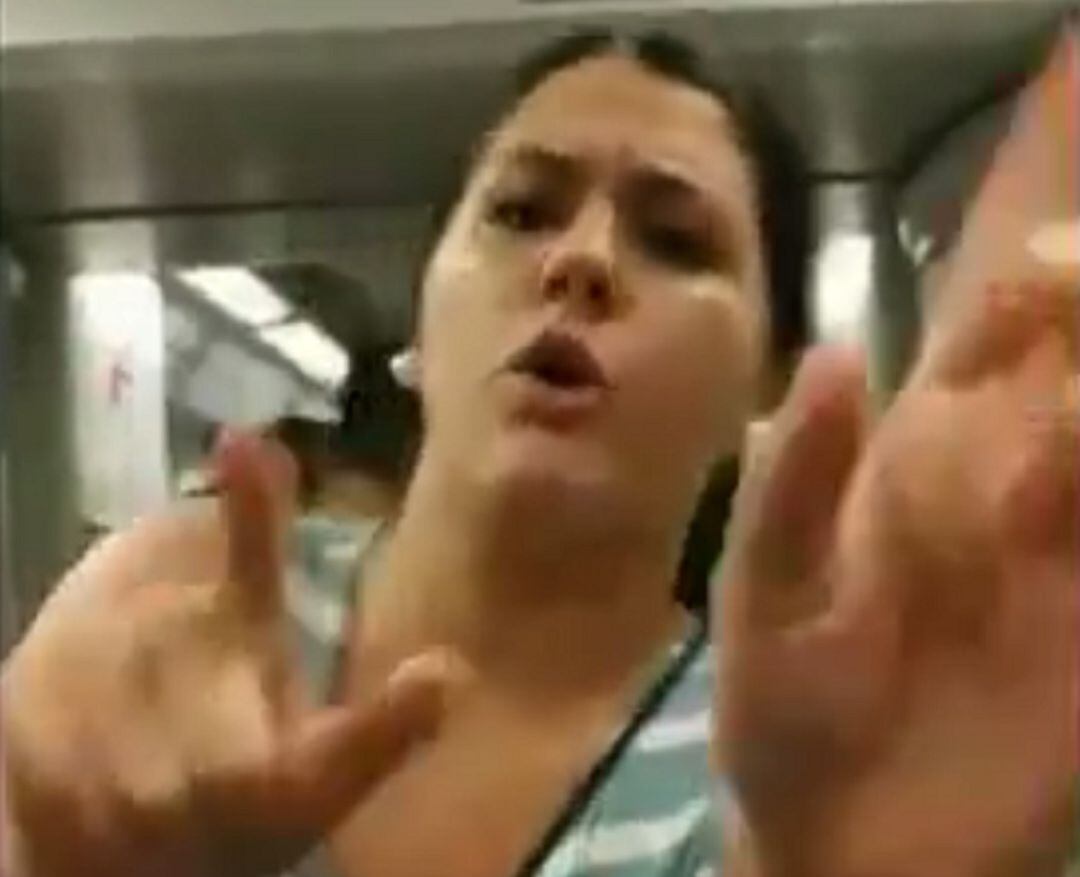 Dos chicas sufren una agresión homófoba en Barcelona