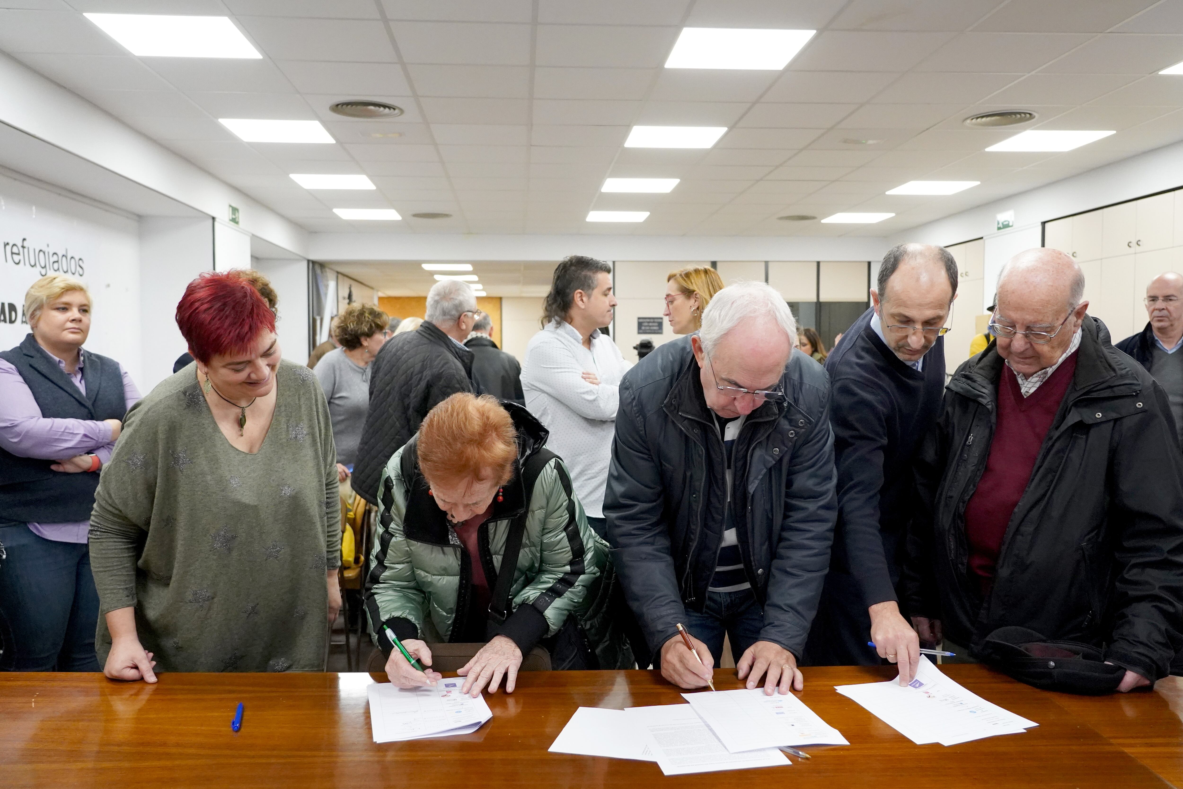 Firma colectiva del manifiesto &#039;&#039;&#039;&#039;Si a la construcción de un centro de acogida de refugiados en Valladolid&#039;&#039;&#039;&#039;, convocada de la Federación de Asociaciones Vecinales de Valladolid Antonio Machado.