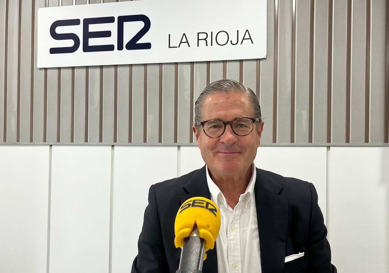 El director general de Rivercap, José Sáenz de Santamaría, en la Mesa de la Cadena SER para analizar la situación y los retos del vino de Rioja.