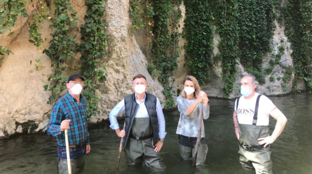 Técnicos del Ayuntamiento de Jaén y de la Confederación Hidrográfica del Guadalquivir visitan la zona de los Cañones.