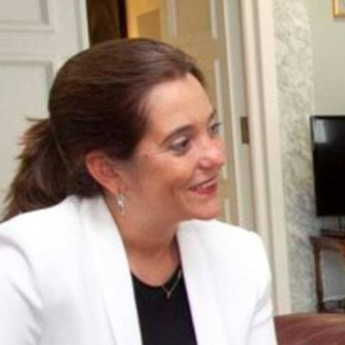 Inés Rey descarta hacer festivo el día del Rosario, Patrona de la ciudad