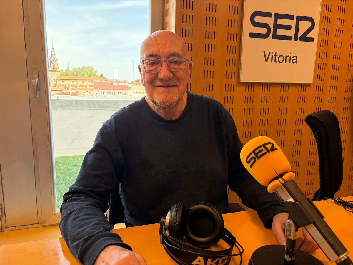 Antonio Altarriba: "Mi bautismo en Vitoria fue el 3 de Marzo y mi confirmación vivir en la calle Angulema"