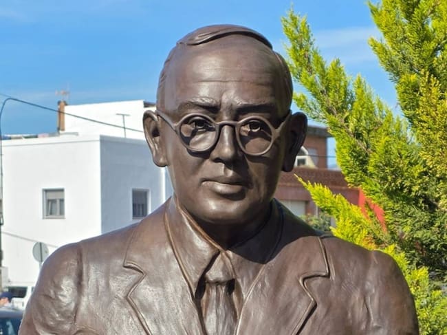 Imagen del busto restaurado