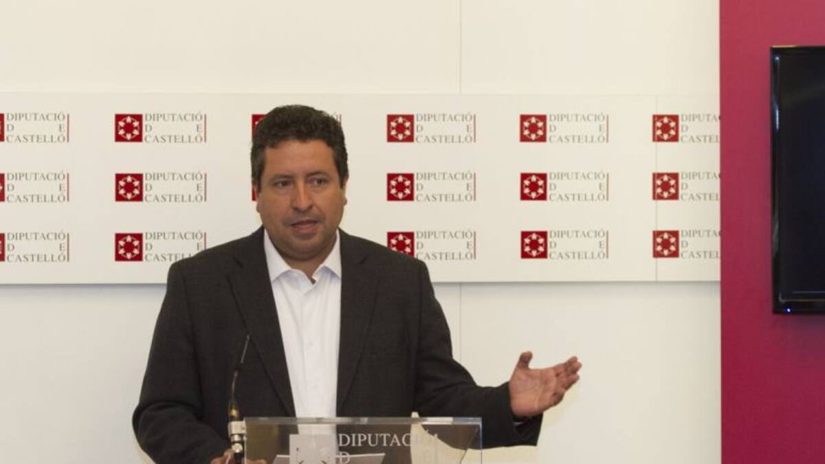 El Consell aplaza la aprobación del decreto de turismo y deportes
