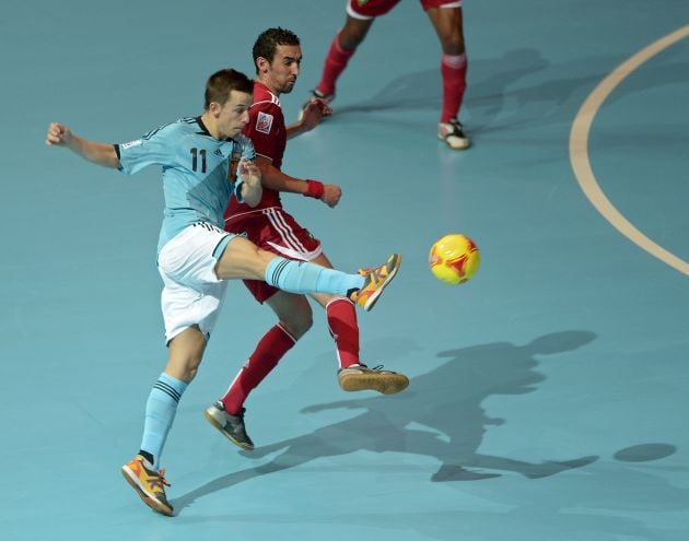 Lin, en un partido con la selección española