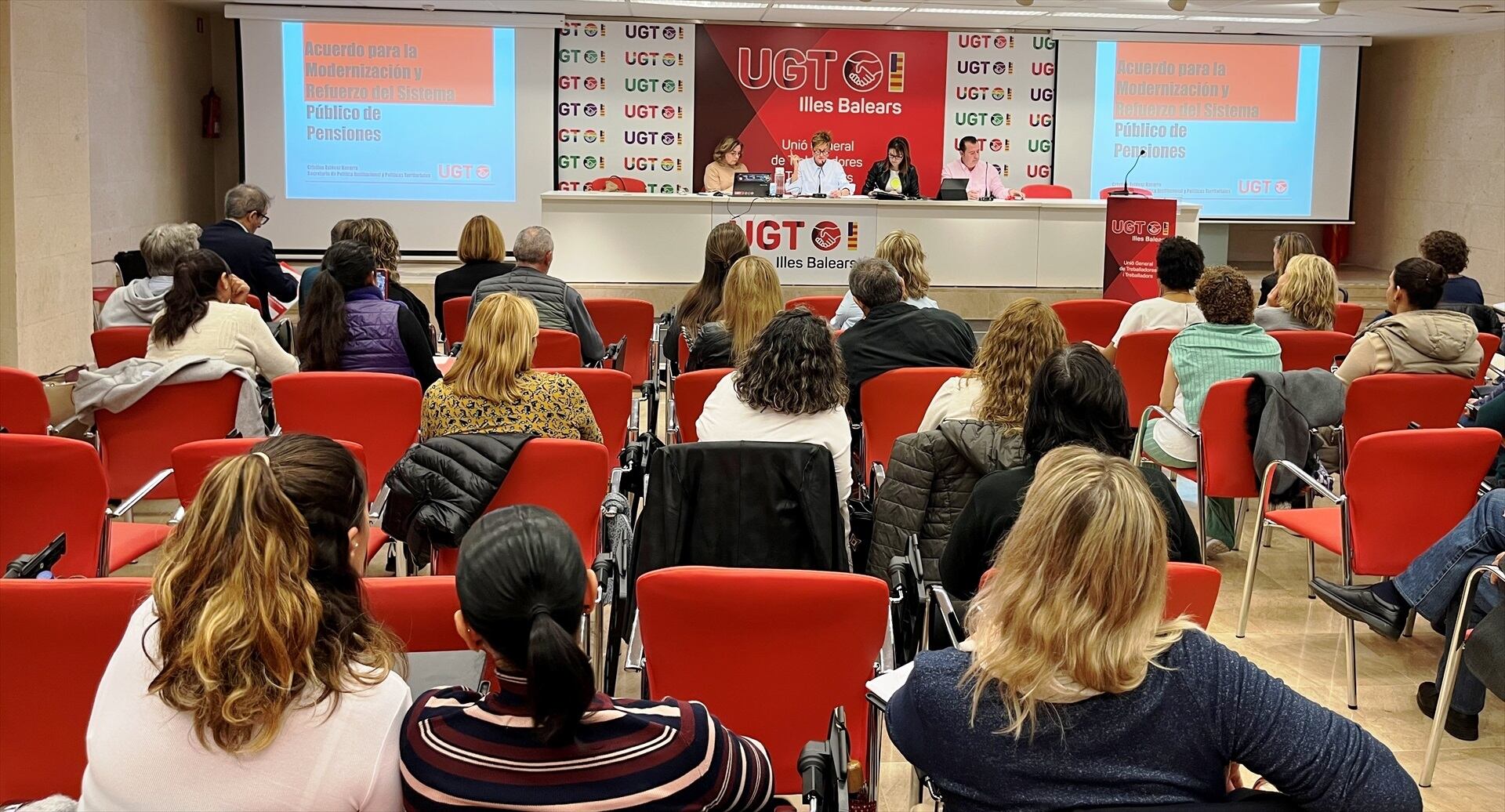 UGT Baleares organiza una jornada informativa sobre el acuerdo de pensiones.
UGT
09/11/2023