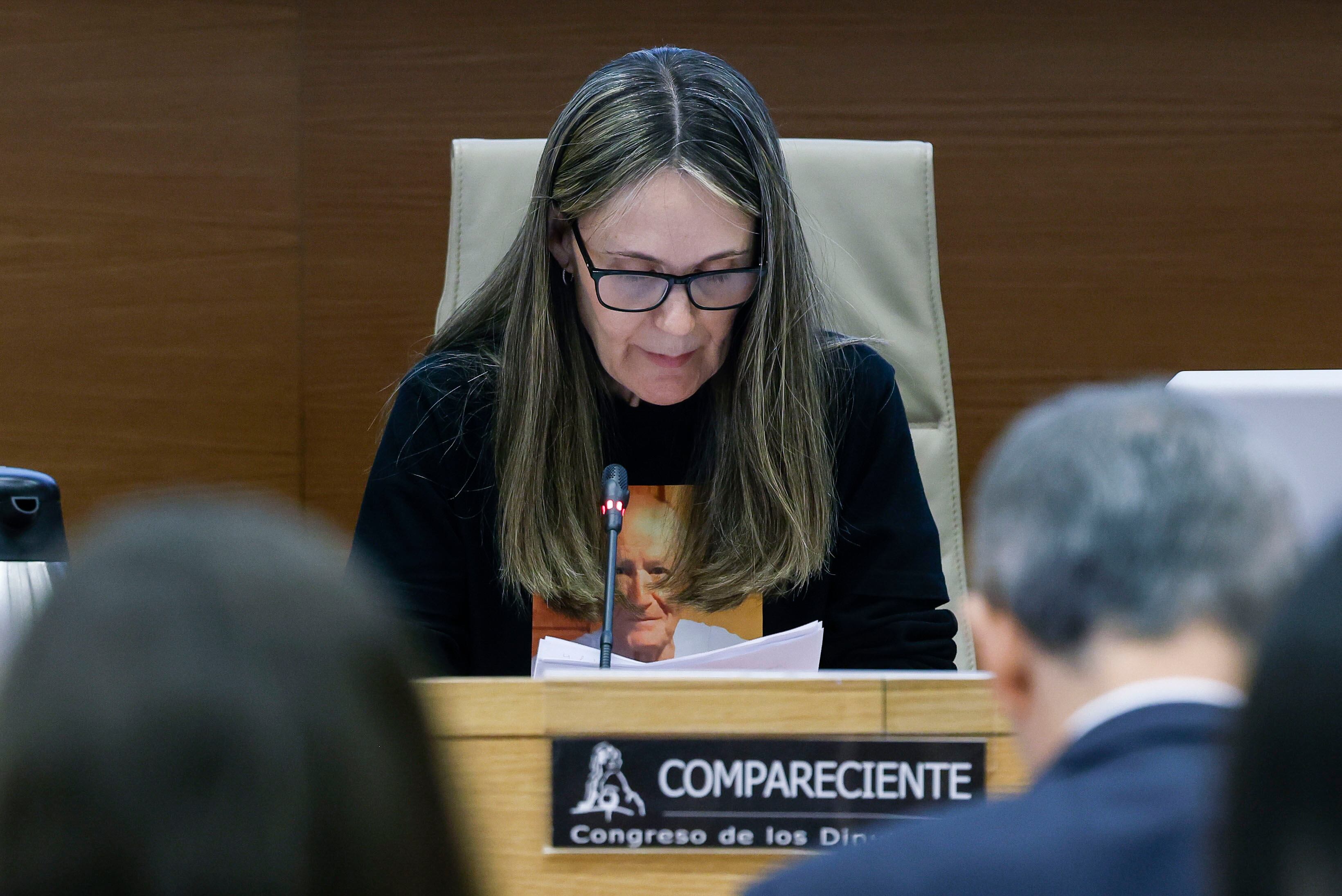 La presidenta de la Asociación de Víctimas Mortales 29O, Rosa Álvarez, durante su comparecencia en el Congreso de los Diputados.