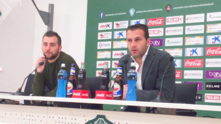 Rubén Baraja junto al jefe de Prensa del Elche C.F. Antonio Chaves