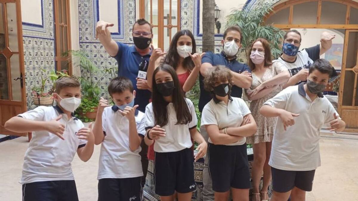 Fusión del rap y la poesía en el colegio Carmelitas