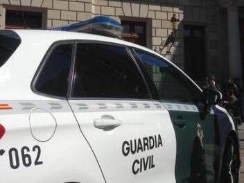 Coches de la Guardia Civil.