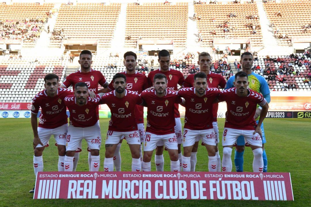 Once titutar del Real Murcia ante el Eldense