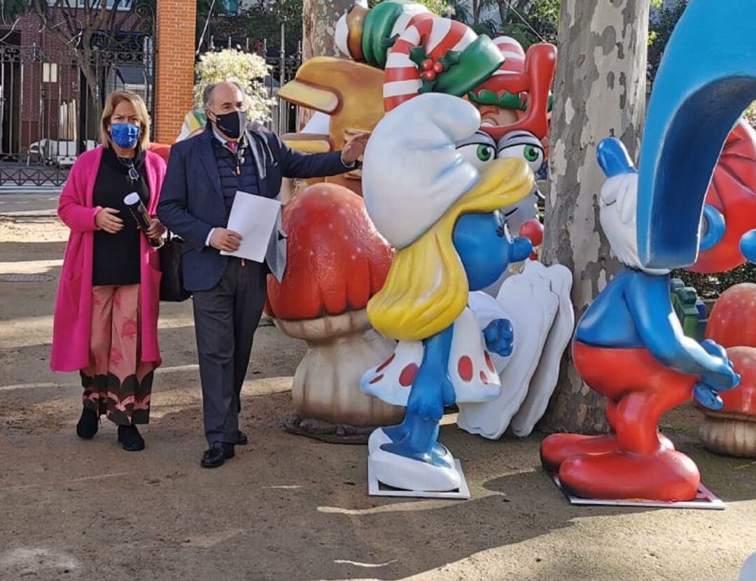 Landaluce y Cid en el parque.