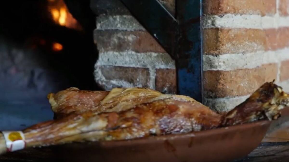 La 10ª edición de las Jornadas del Lechazo han llegado a Peñafiel y comarca, un aspecto que repasa en la SER, el responsable de la Antena Local, David Sánchez