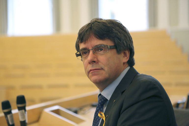 El expresidente catalán Carles Puigdemont antes de pronunciar una conferencia en la Universidad de Helsinki