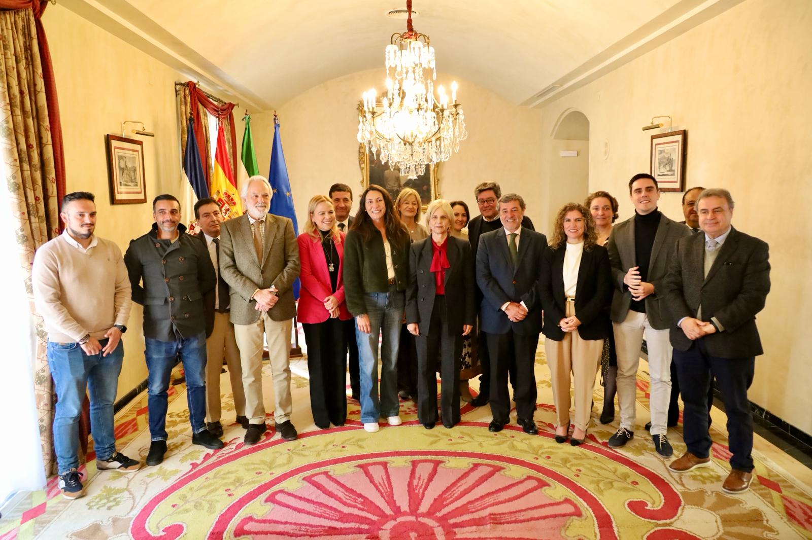 Loles López durante su visita al Ayuntamiento de Jerez este jueves