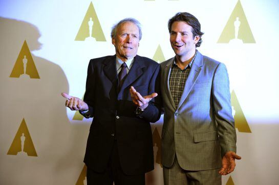 Clint Eastwood y el actor Bradley Cooper