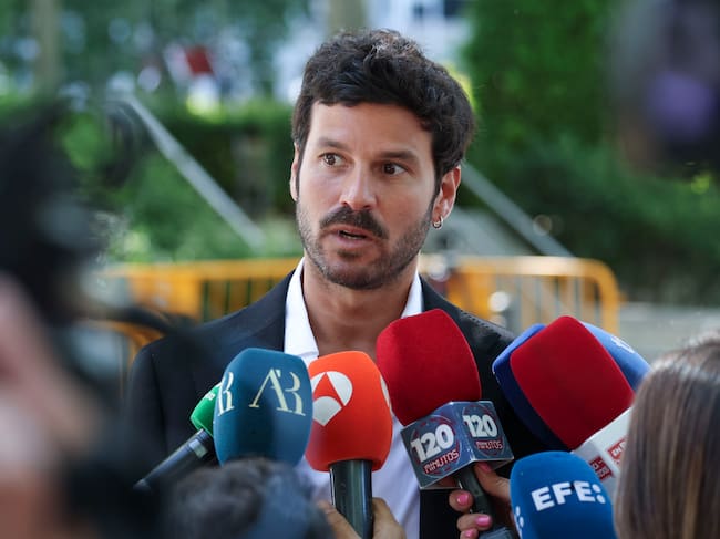 Guillermo Bárcenas, hijo del extesorero del PP Luis Bárcenas, en declaraciones a los medios tras salir este lunes de la Audiencia Nacional