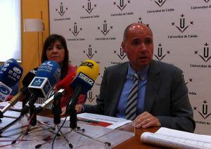 El vicerector de docència presentant l'oferta de graus i màsters que vol crear fins l'any 2020.