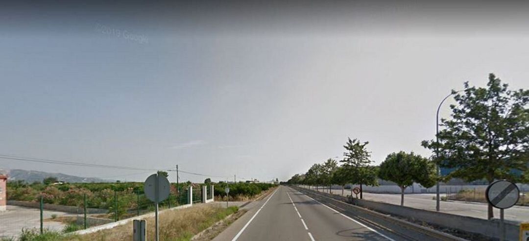 Tramo de la Cv-680 donde se produjo el accidente de tráfico en Potries