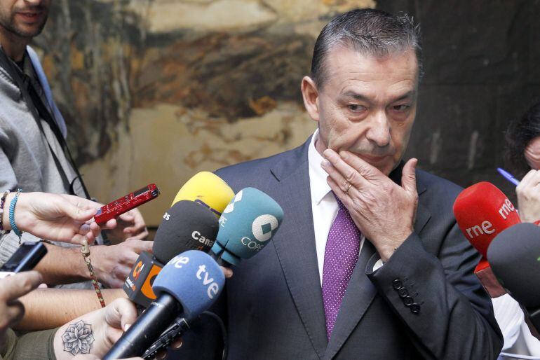 El presidente del Gobierno de Canarias, Paulino Rivero. EFE/Archivo