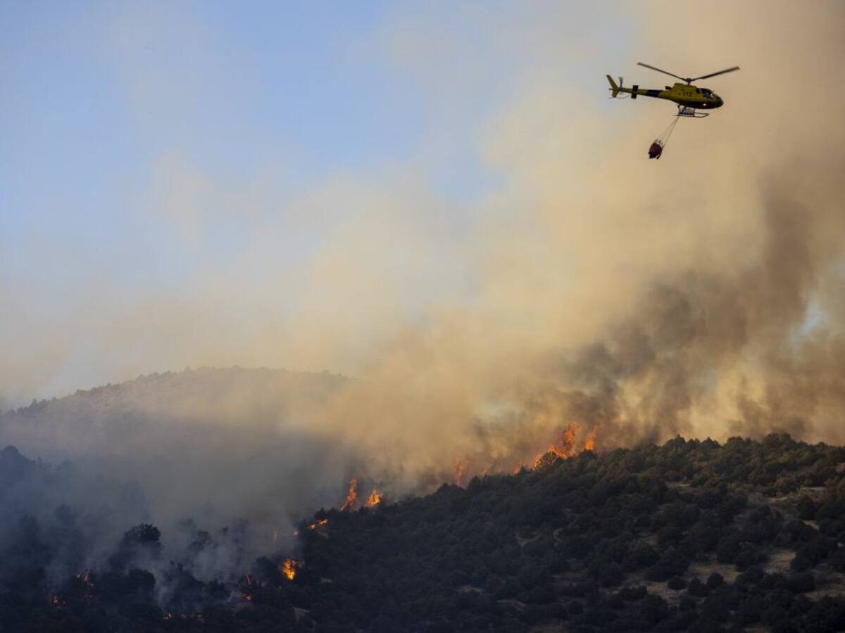 La Junta baja a nivel 0 y da por controlado el incendio en Encinillas (Segovia)