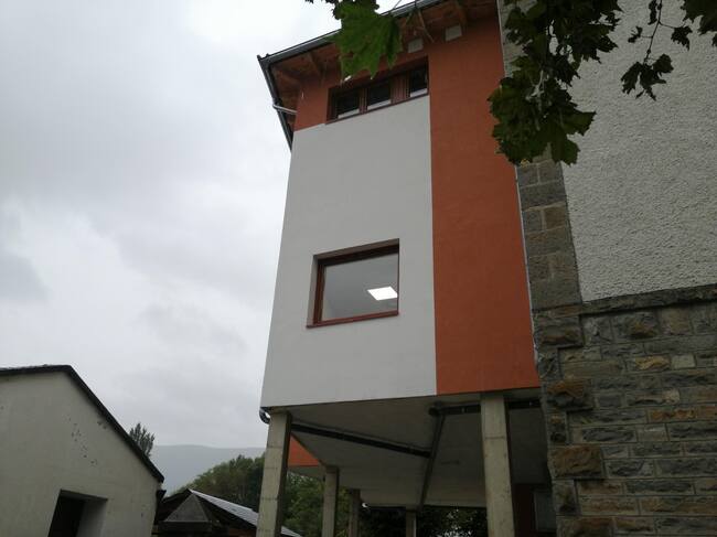 Anexo al edificio visto desde el exterior