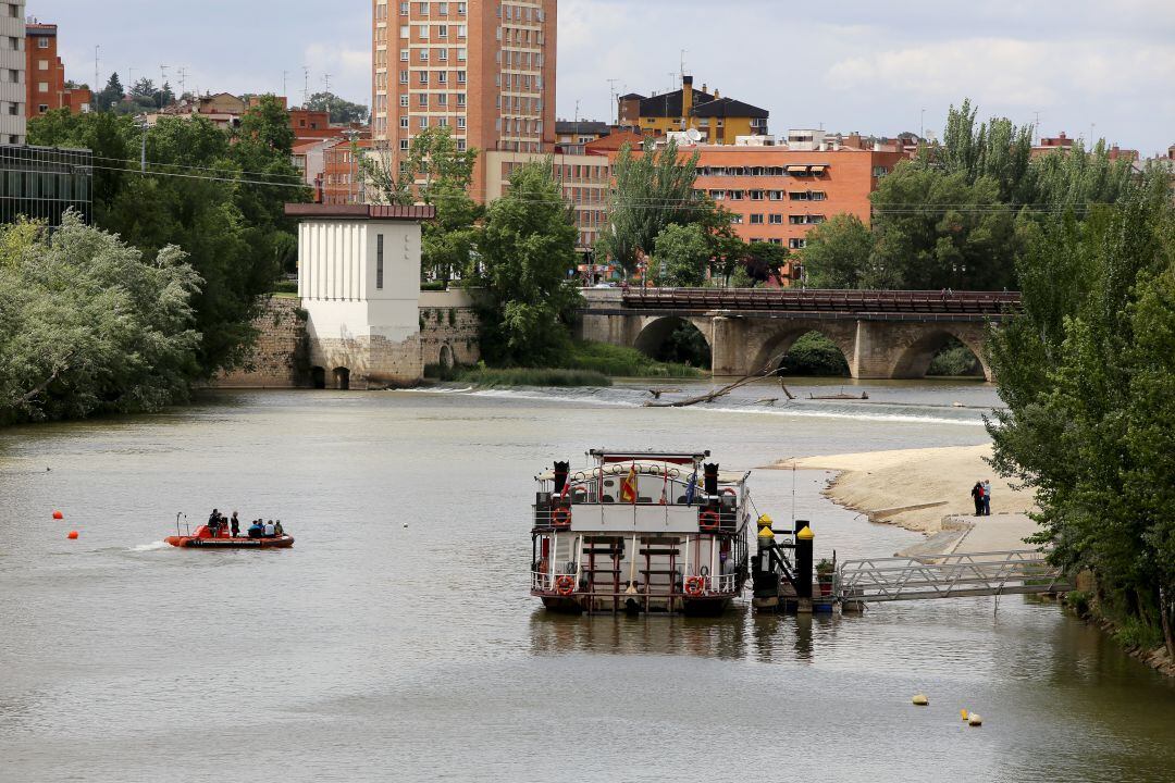 Foto de archivo durante la búsqueda del joven de 36 años desaparecido en el río Pisuerga