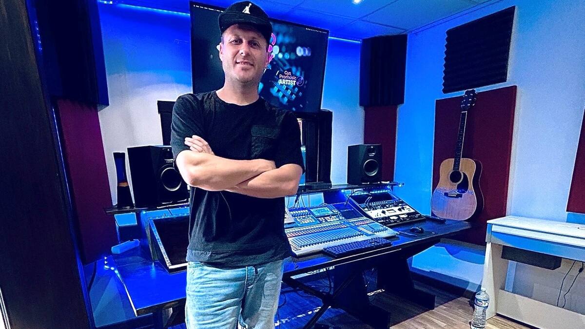 Conocemos Kris Manzaro a través de sus canciones preferidas