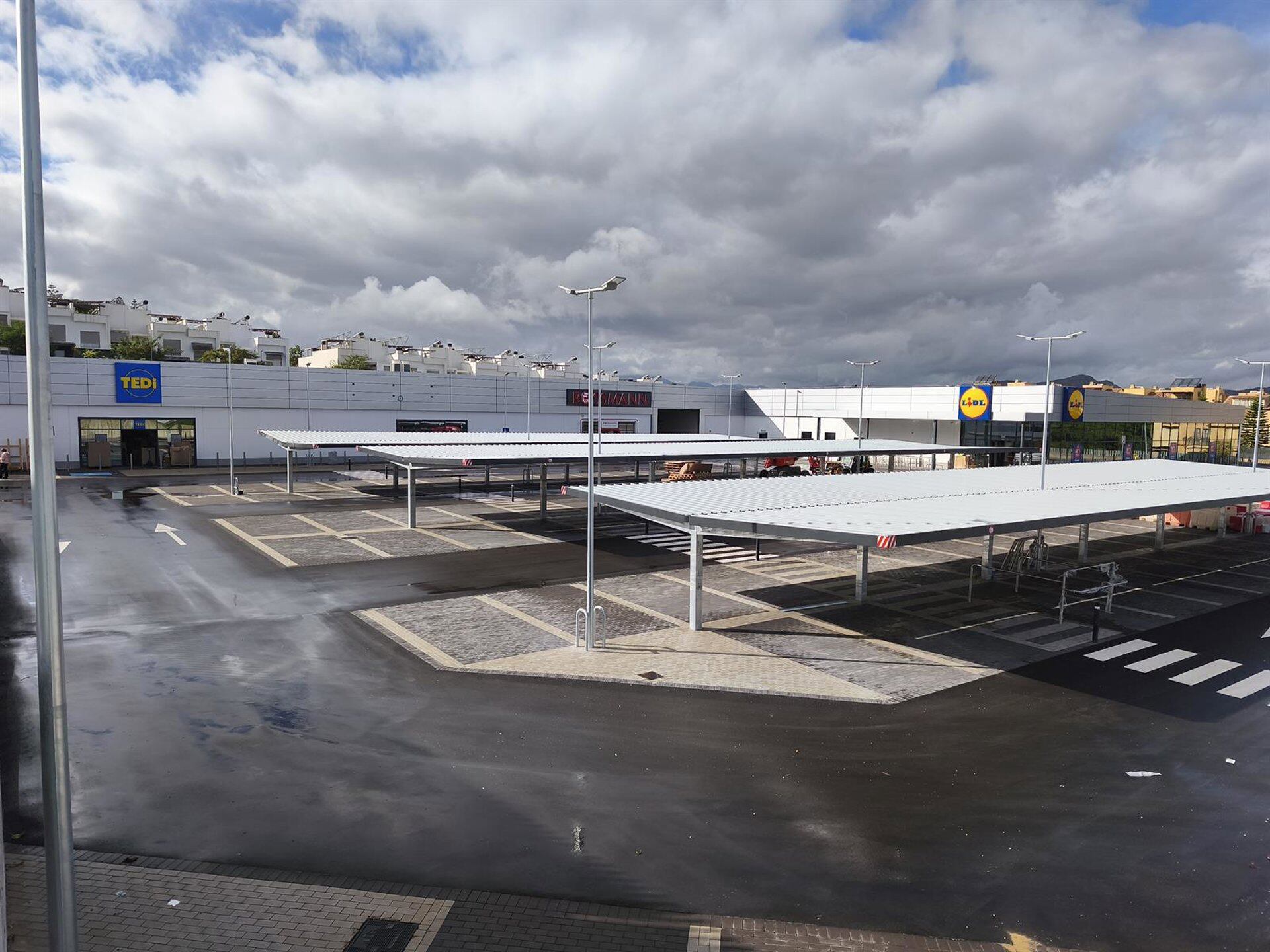 Parque Comercial Taralpe en Alhaurín de la Torre.