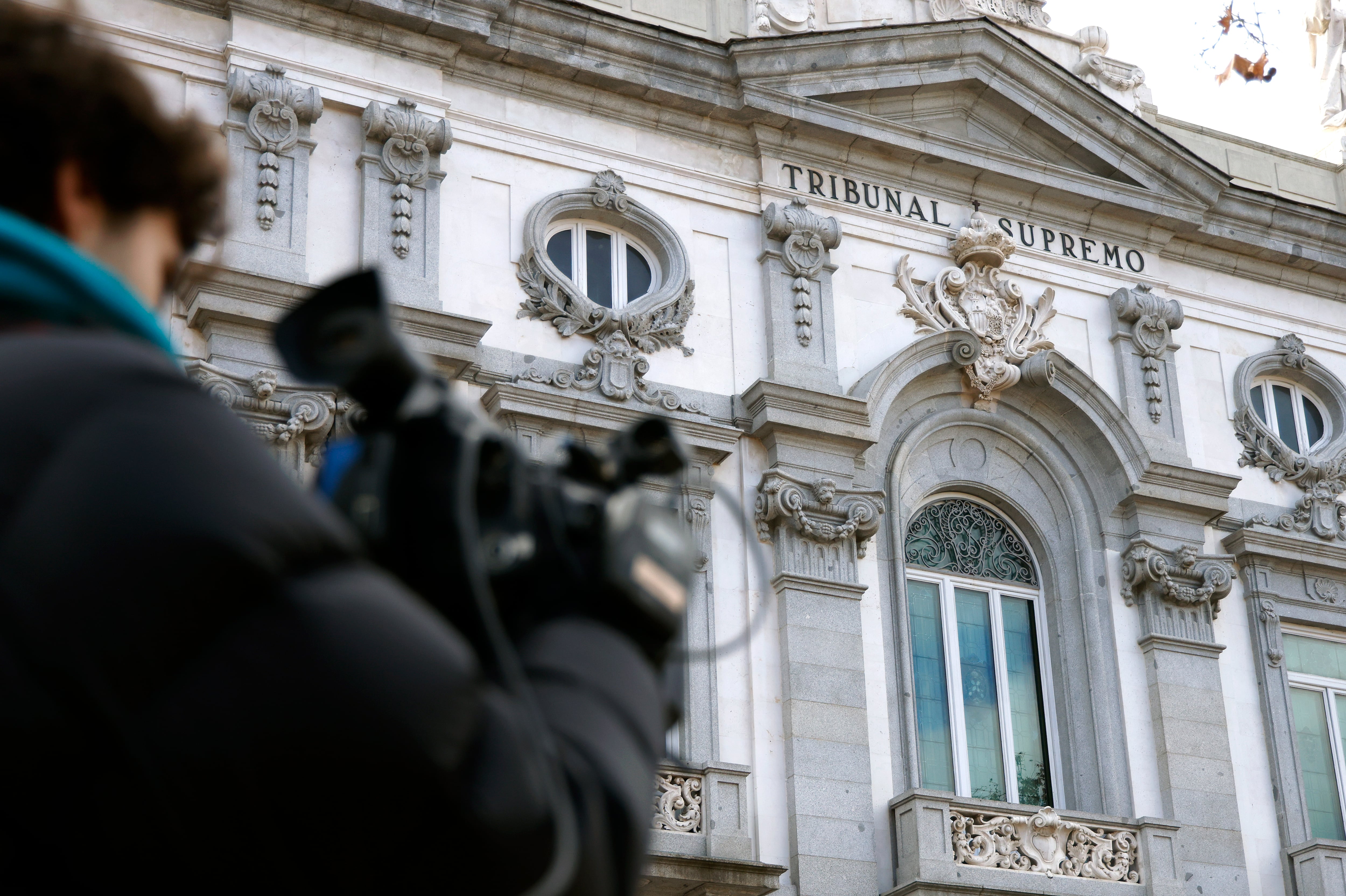 FOTODELDÍA MADRID, 28/01/2025.- Vista del Tribunal Supremo este martes, que ha acordado, por unanimidad, mantener a Álvaro García Ortiz al frente de la Fiscalía General del Estado, al desestimar el recurso de una asociación de fiscales, la APIF, que pedía anular su nombramiento. La Sala de lo Contencioso ha avanzado este martes su decisión de rechazar la pretensión de la Asociación Profesional e Independiente de Fiscales (APIF) y ratificar el nombramiento de García Ortiz como fiscal general del Estado, un día antes de que acuda a declarar, también ante el Supremo, como investigado por presunta revelación de secretos sobre la pareja de Isabel Díaz Ayuso y su causa por fraude fiscal.-EFE/ Blanca Millez
