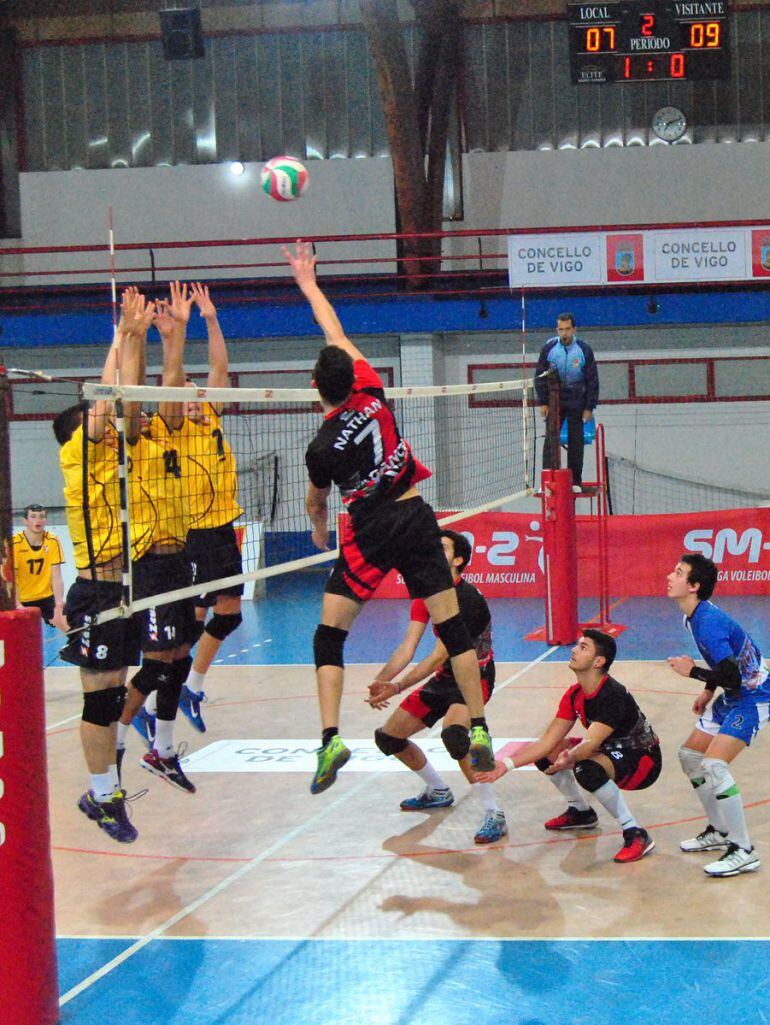 El Club Vigo renueva a sus entrenadores