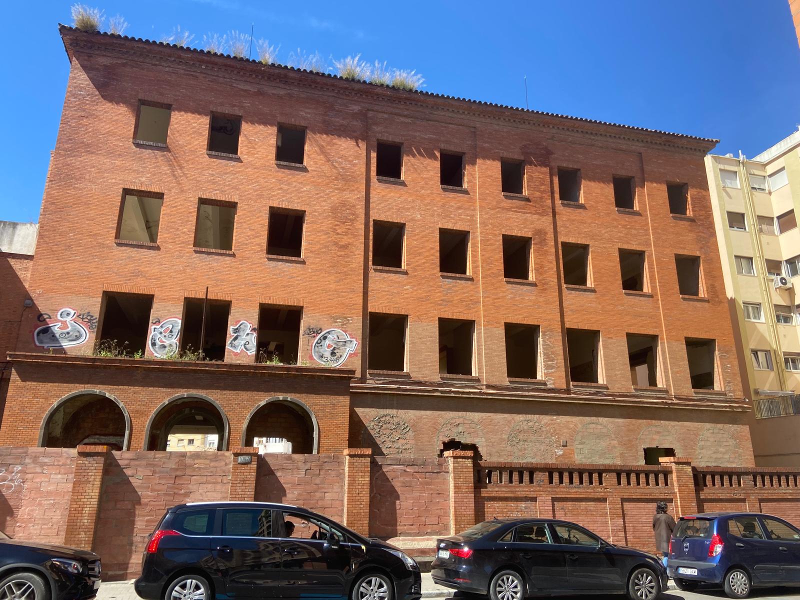 Imagen del antiguo colegio Jesús y María, antes de ser derribado / Apudepa